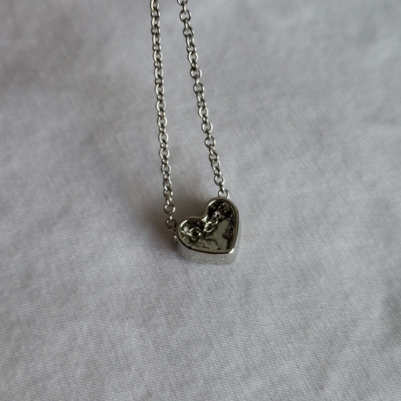 Heart Necklace ❤ - Picture 5 of 5